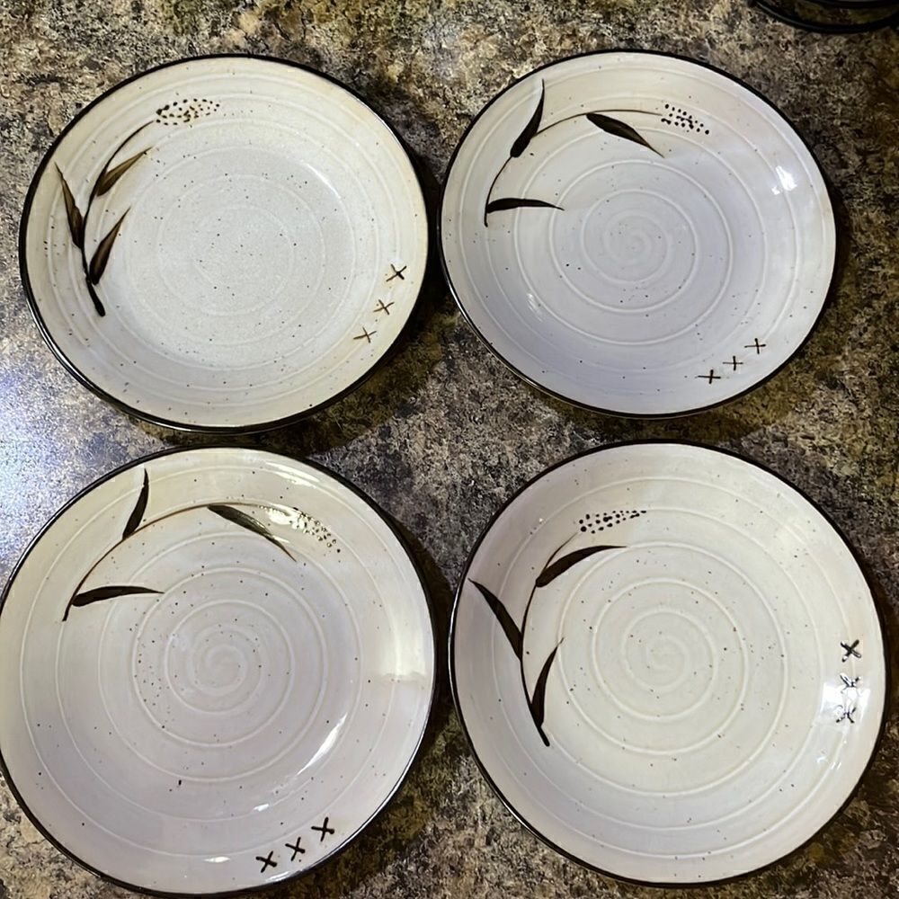 BREAD PLATES